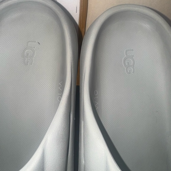 UGG FOAM O SLIDE Woman  Slide Sandals Size 10 - Picture 5 of 10